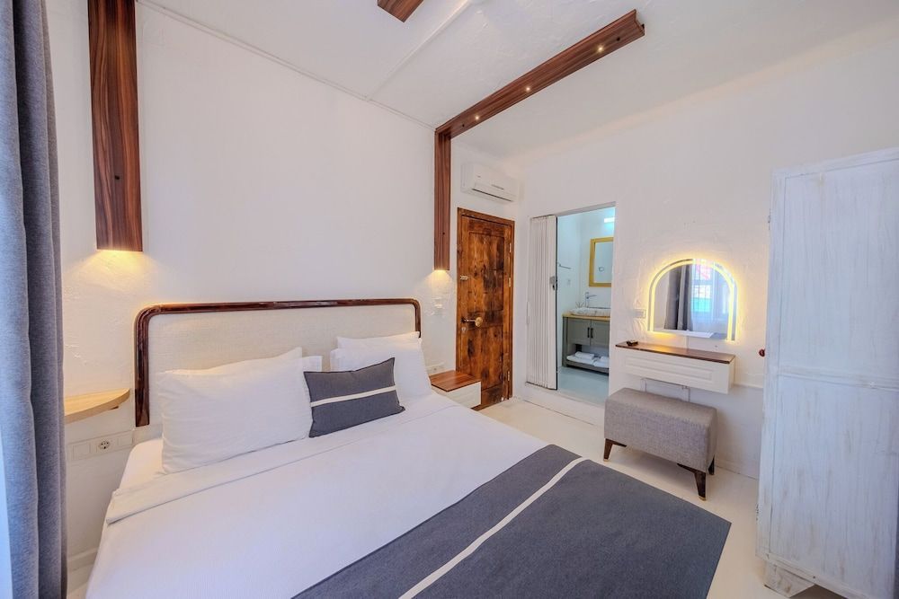 B House Alaçatı 2