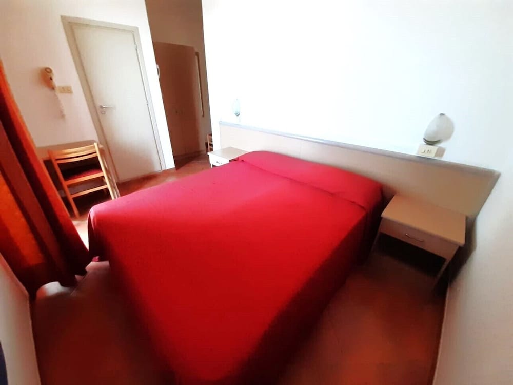 Hotel Salsedine 2