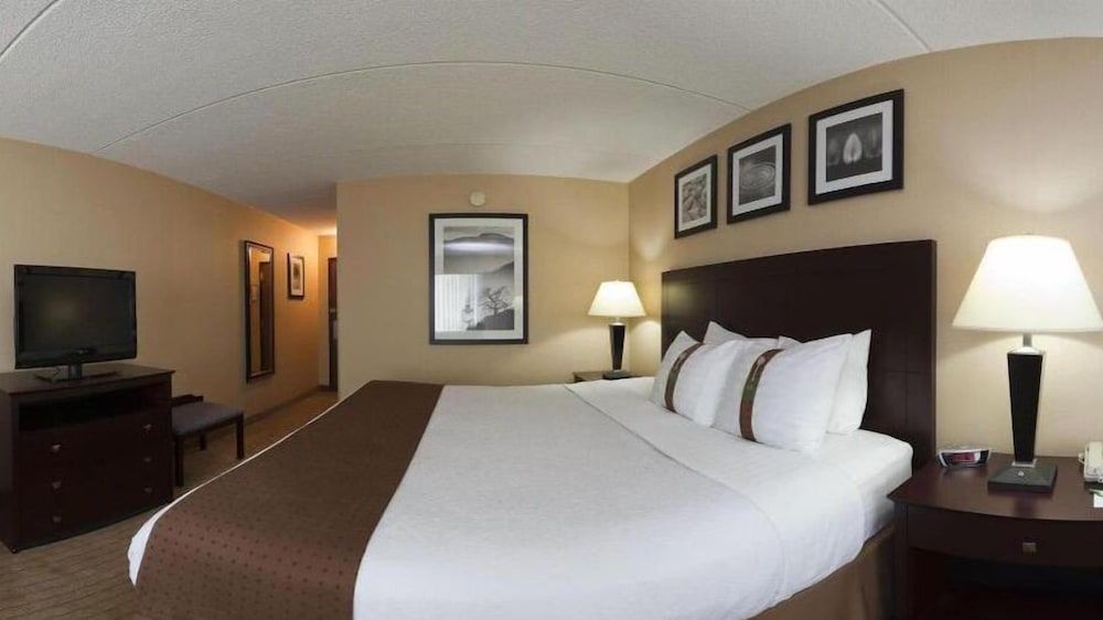 Holiday Inn CLEVELAND-S INDEPENDENCE by IHG 2