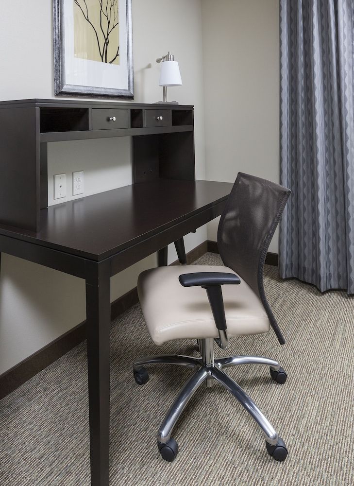 Staybridge Suites CANTON by IHG 2