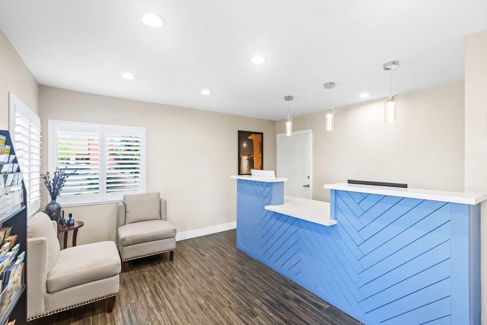 Travelodge by Wyndham Santa Rosa Wine Country 1