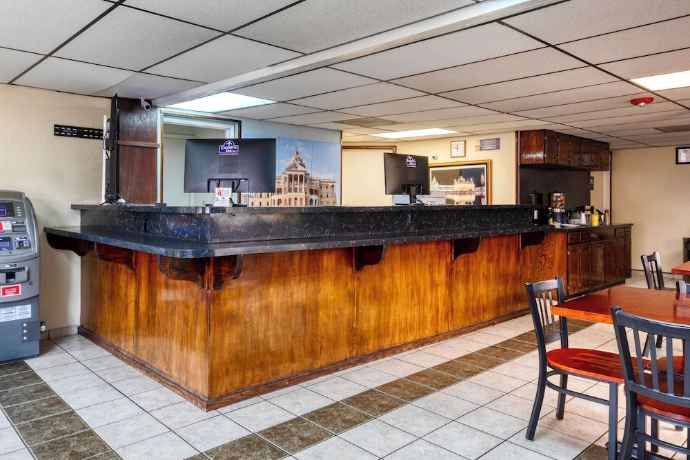 Executive Inn & Suites Marshall, TX 2
