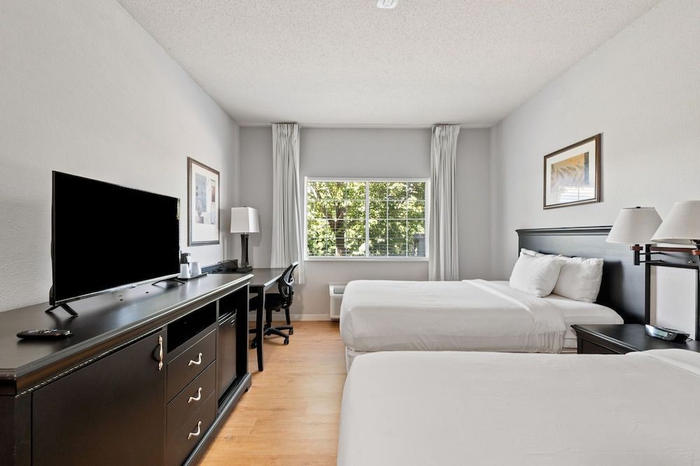 Willow Inn Suites Rochester 1