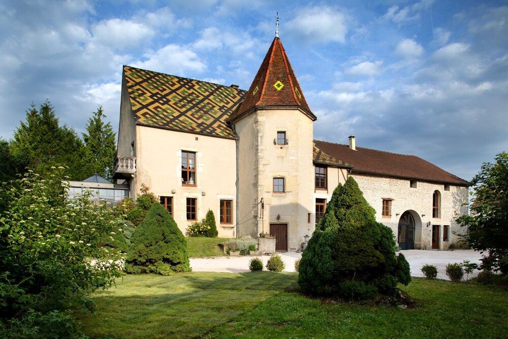L' Hôte Antique 1