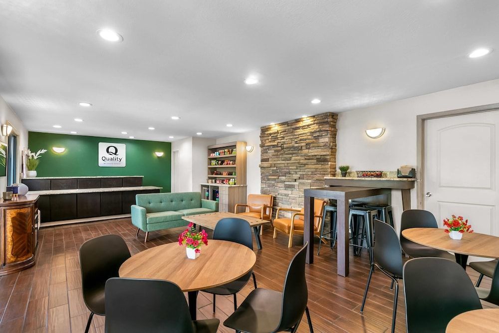 Quality Inn 1
