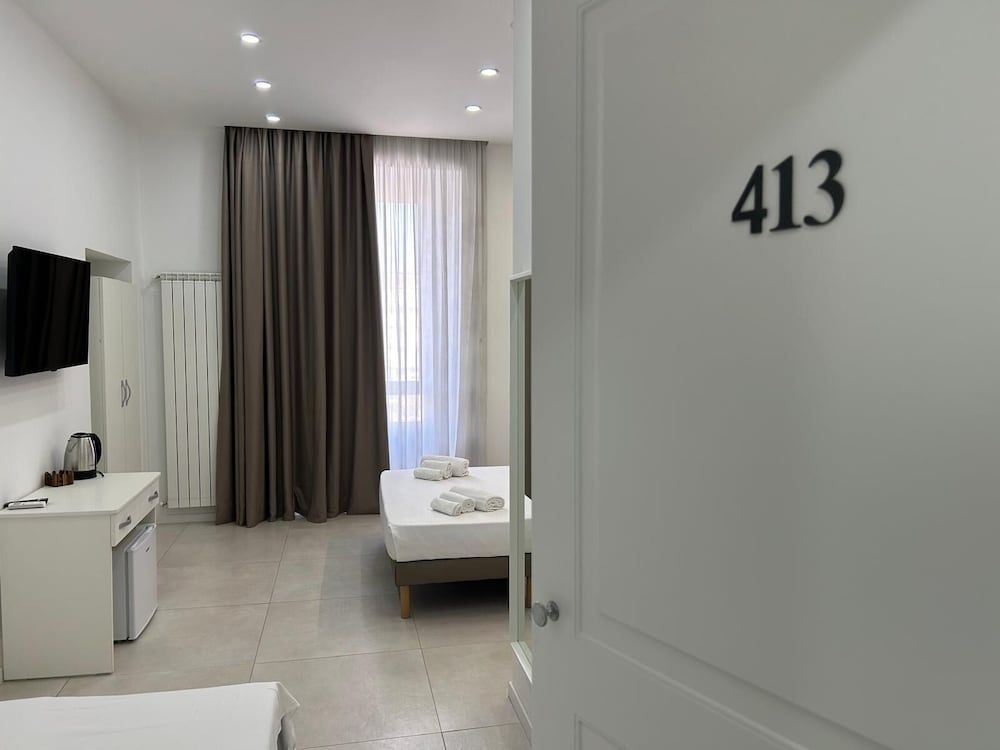 Enjoy rooms Naples 1