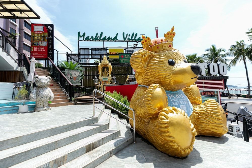 The Bedrooms Hostel Pattaya 1