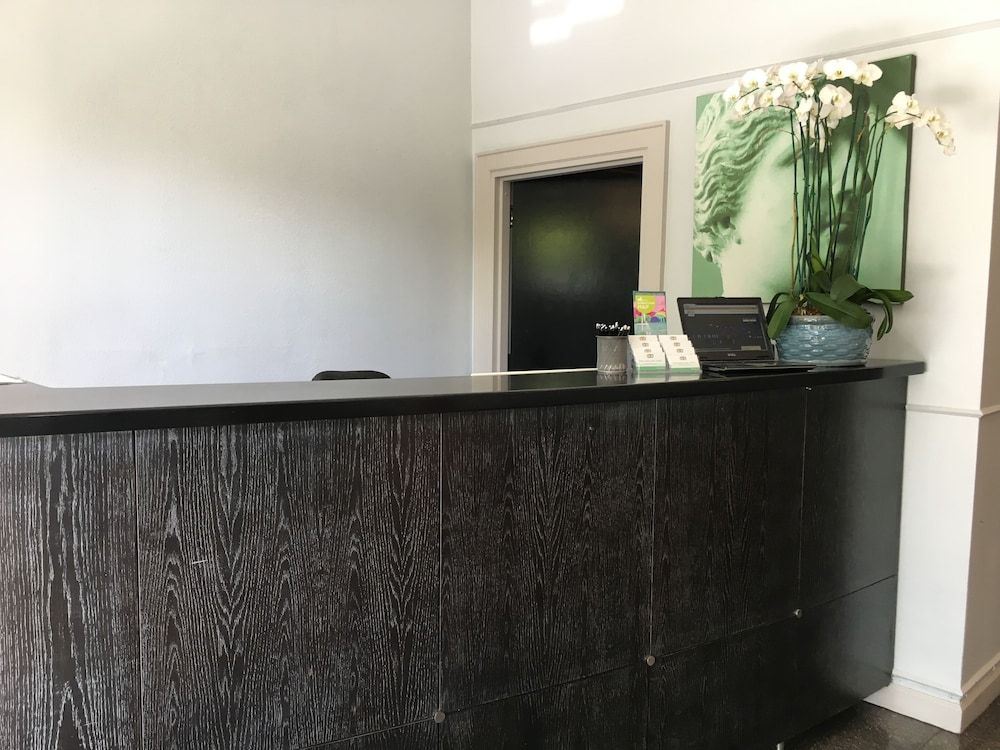 The EO Inn - Downtown Orlando 2
