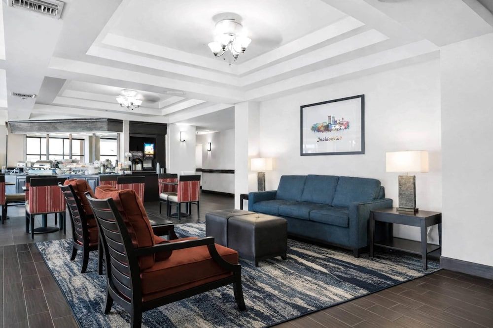 Comfort Suites Baymeadows Near Butler Blvd 2