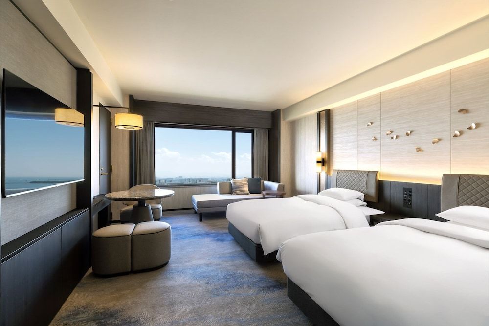 Grand Prince Hotel Osaka Bay 1
