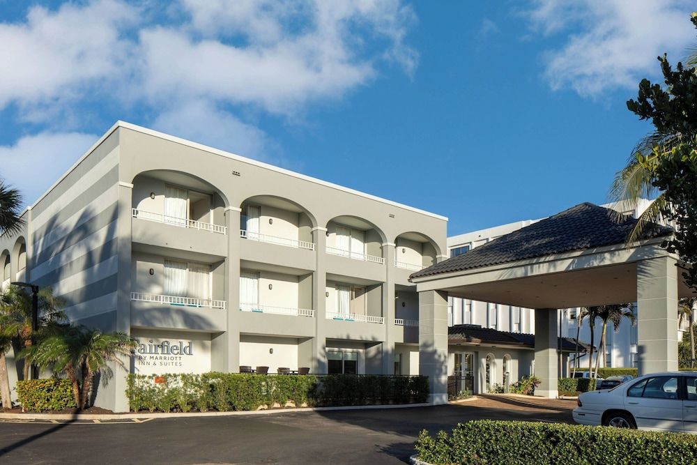 Fairfield Inn and Suites by Marriott Palm Beach 1