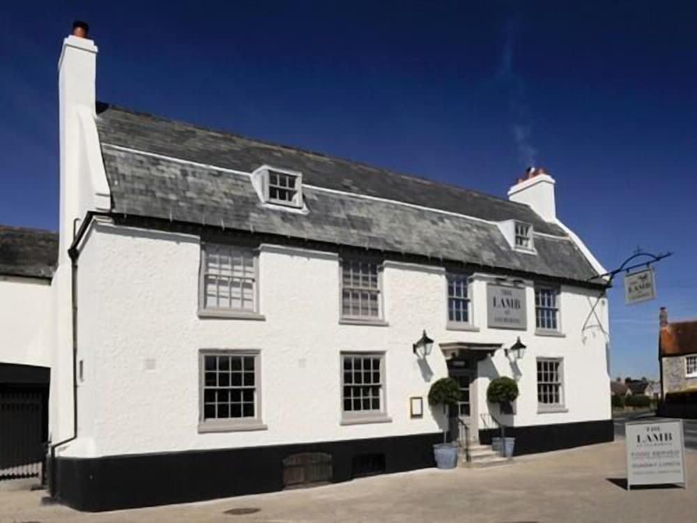 The Lamb at Angmering 1