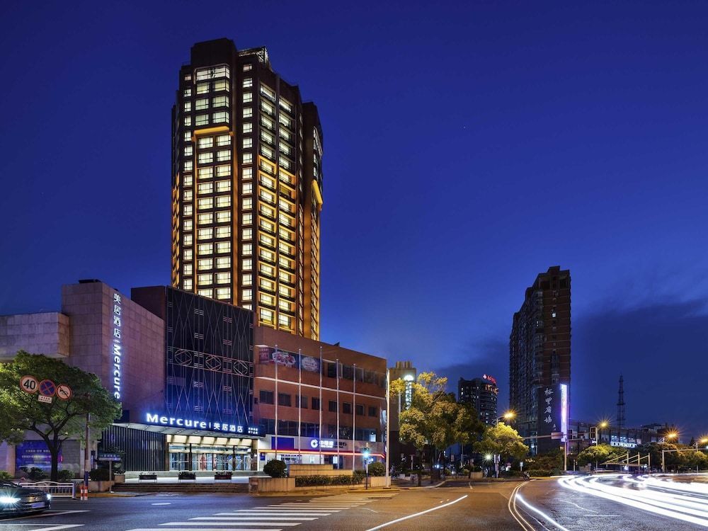 Mercure Nantong Downtown 1