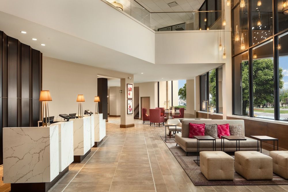 Crowne Plaza DALLAS MARKET CTR - LOVE FIELD by IHG 2