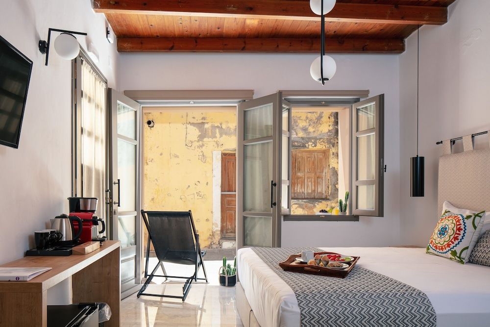 Gateway Suites 2