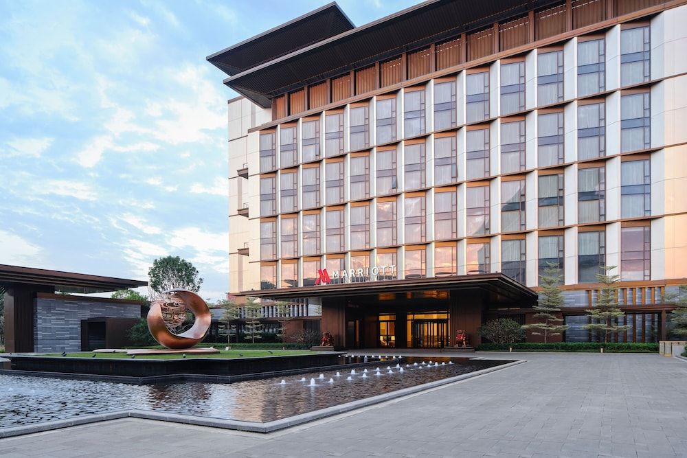 Guangzhou Marriott Hotel Baiyun 1