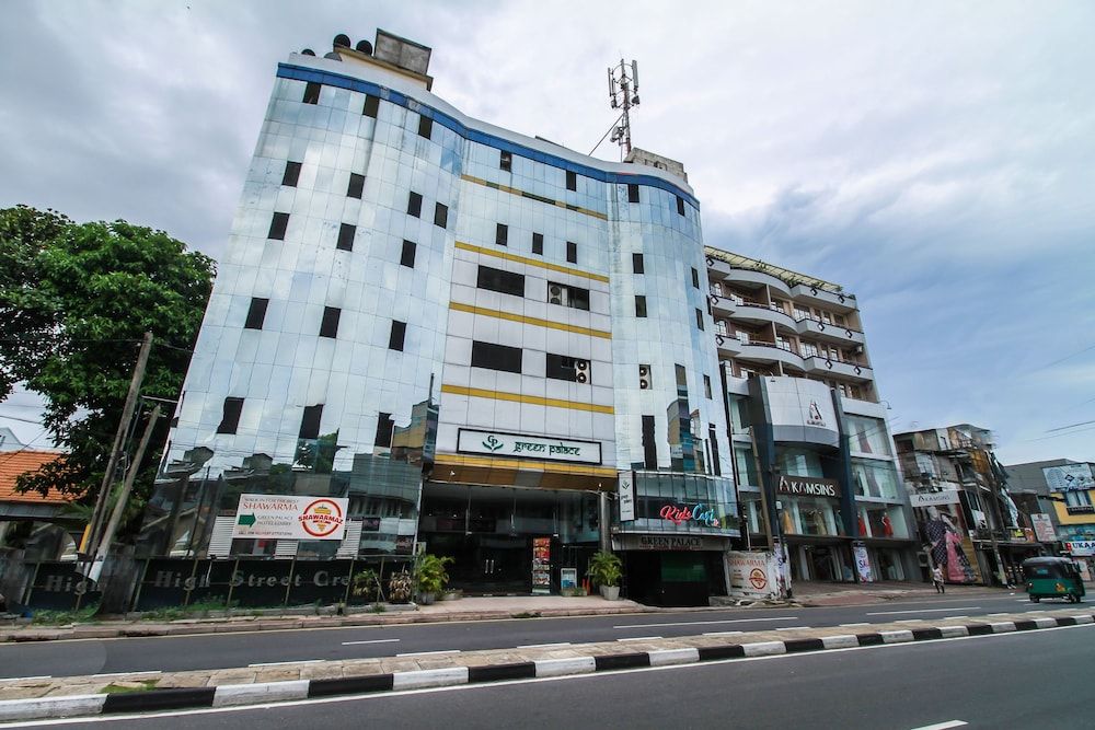 Green Palace 1