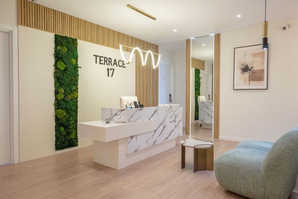 Terrace 17 by Doors 2