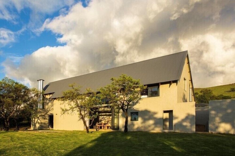 Mount High Luxury Country Estate 1
