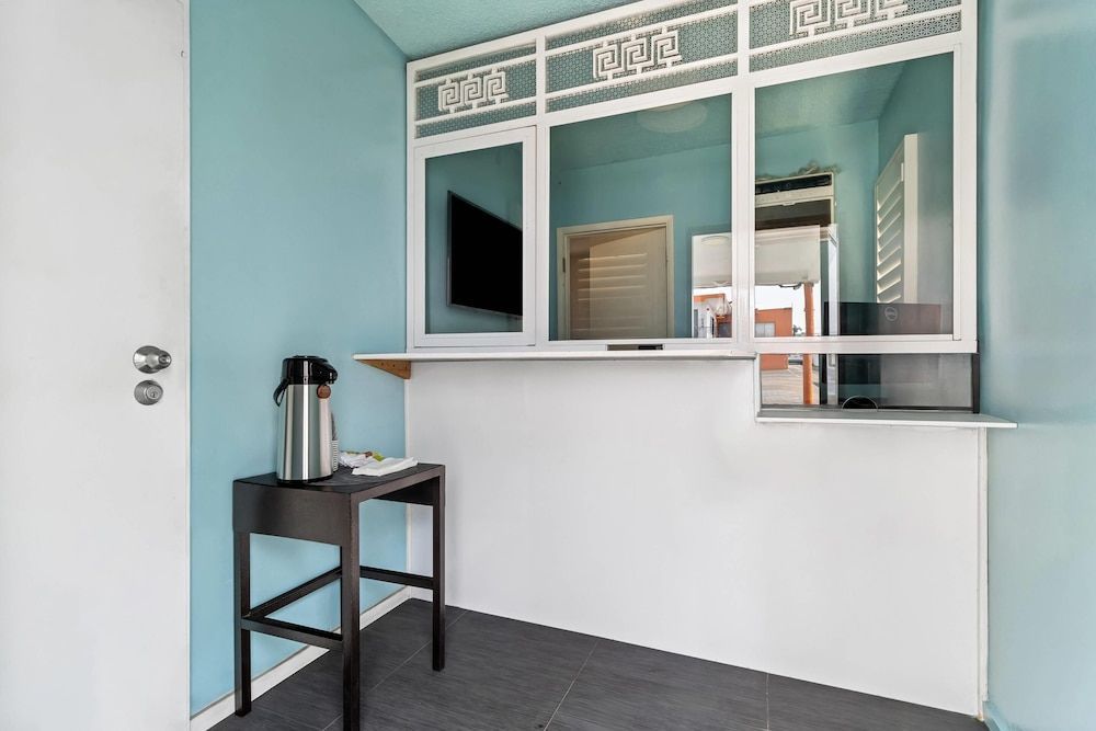 Rodeway Inn & Suites North Hollywood Burbank Airport - Universal Area 2
