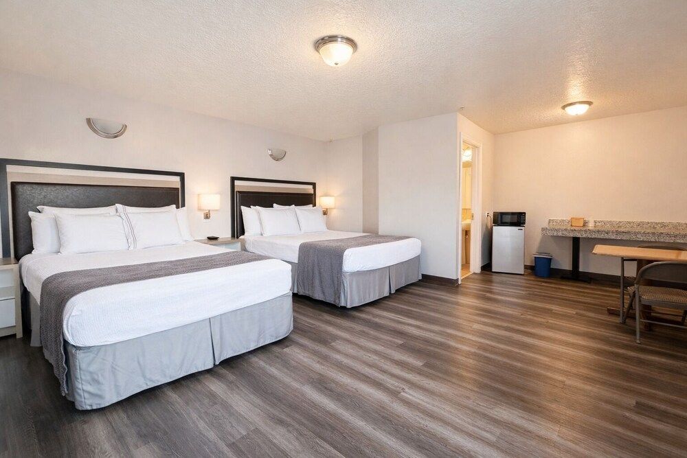 Siesta Inn 2
