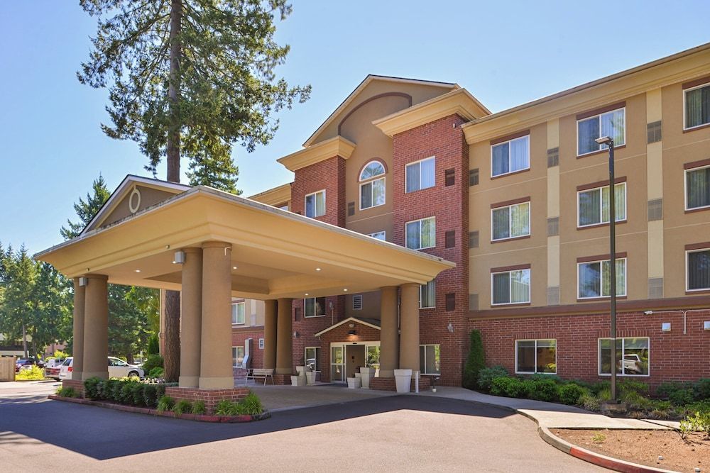 Holiday Inn Express & Suites LACEY - OLYMPIA by IHG 1