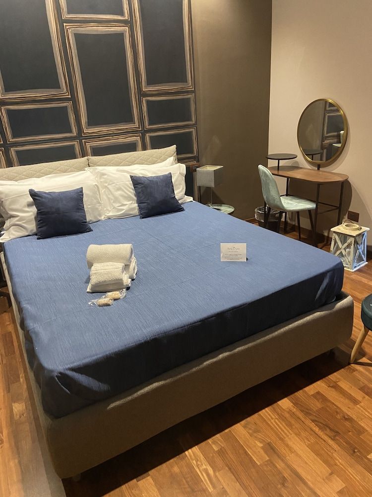Suite Ursino 2