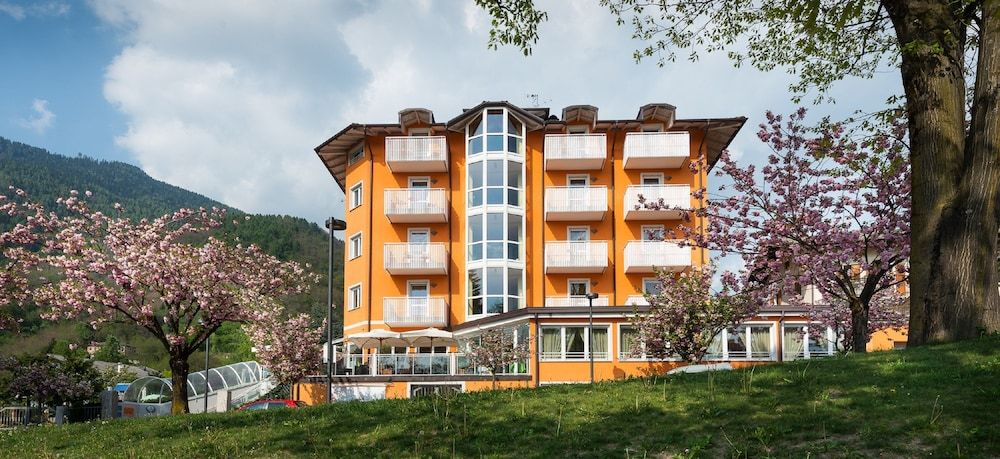 Nature Bio Hotel Elite 1