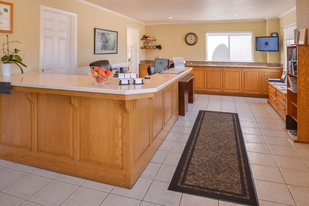 Cayucos Beach Inn 2