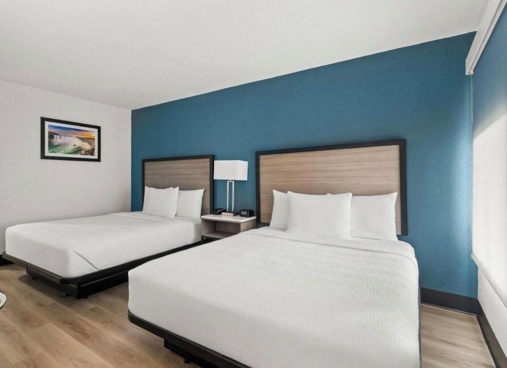 Baymont Inn & suites by Wyndham Ardmore I-35 1