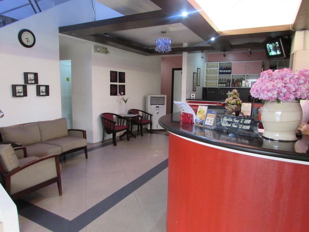 Oyster Plaza Hotel 2