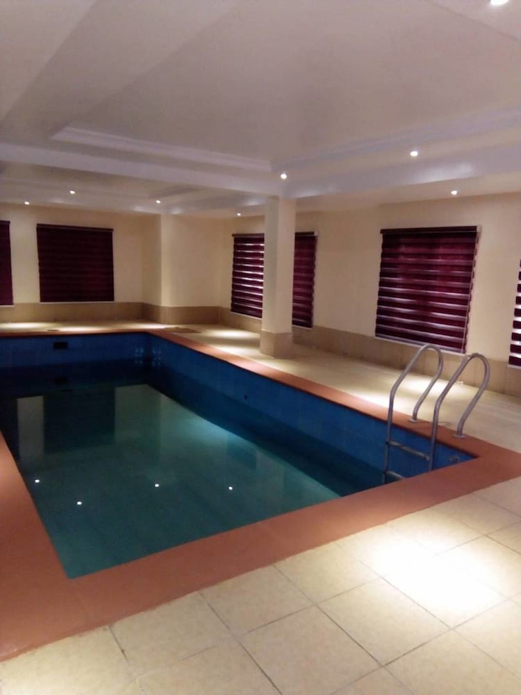 Reeve Court Apartment 1