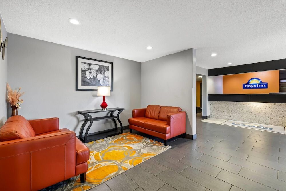 Days Inn by Wyndham Black River Falls - Access to ATV Trail 2