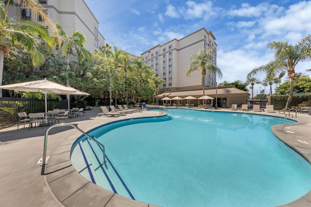 Sonesta ES Suites Anaheim Resort Area 1
