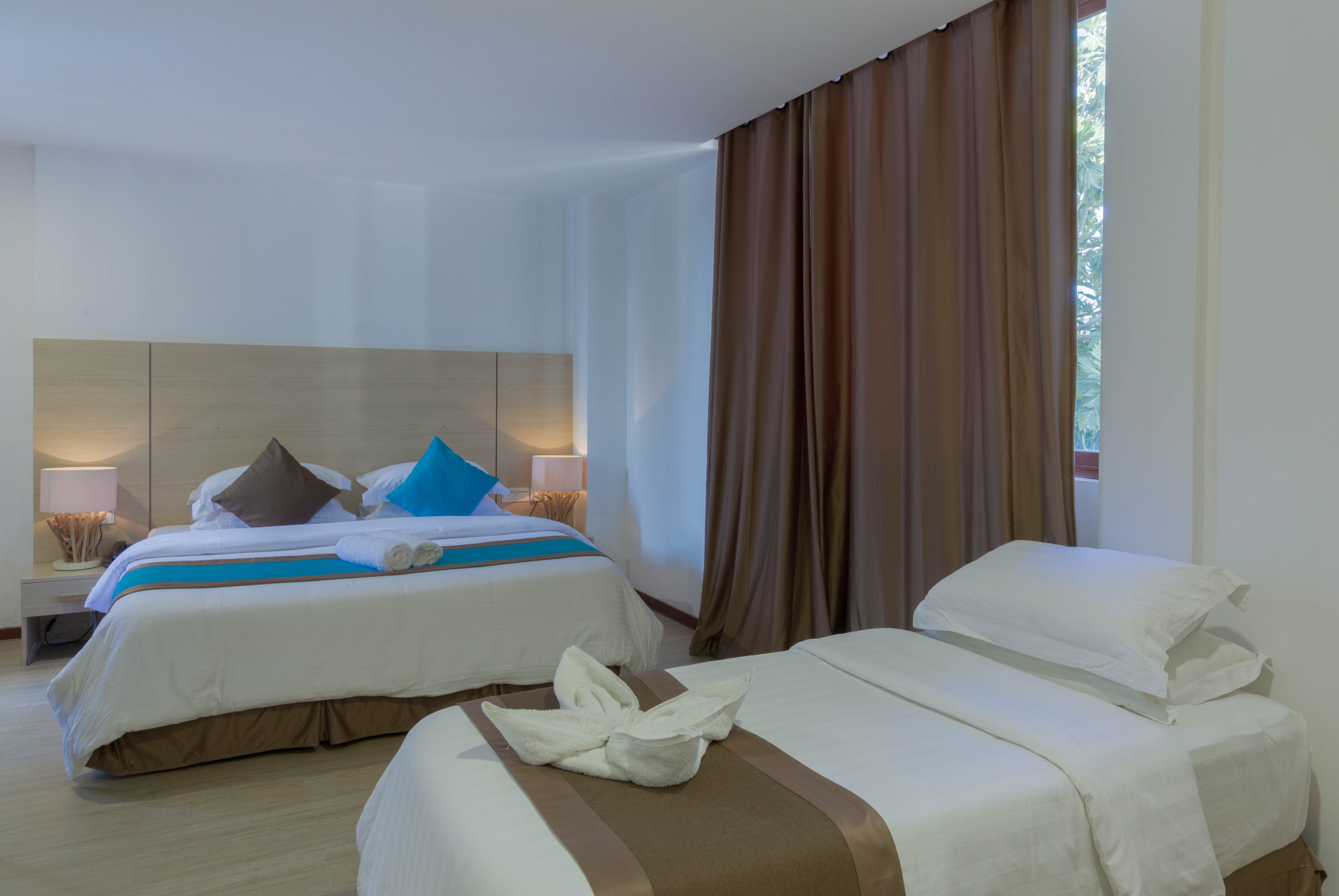 Beachwood Hotel and Spa at Maafushi 2