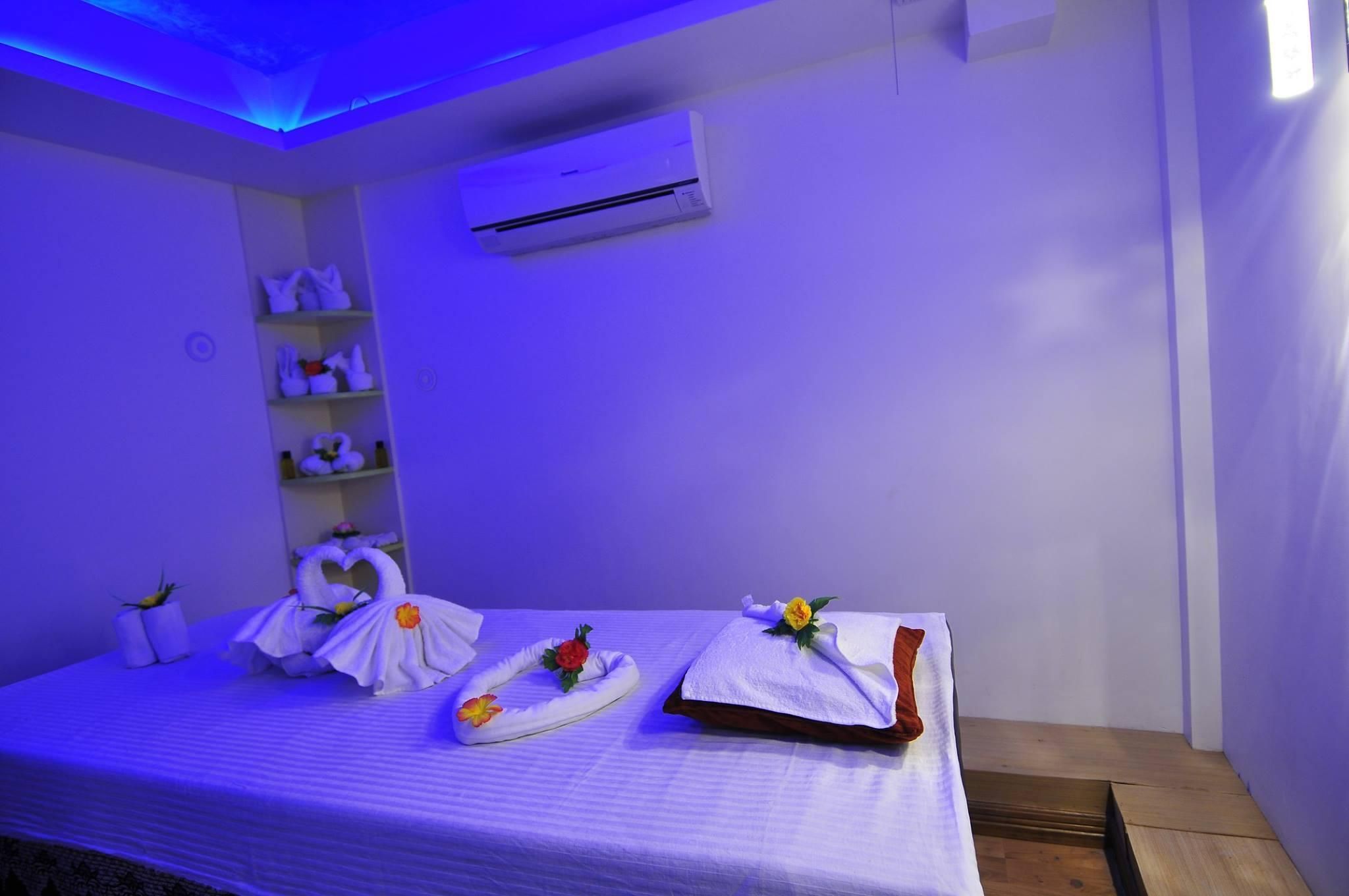 Royal Penguin Boutique Hotel & Spa 2