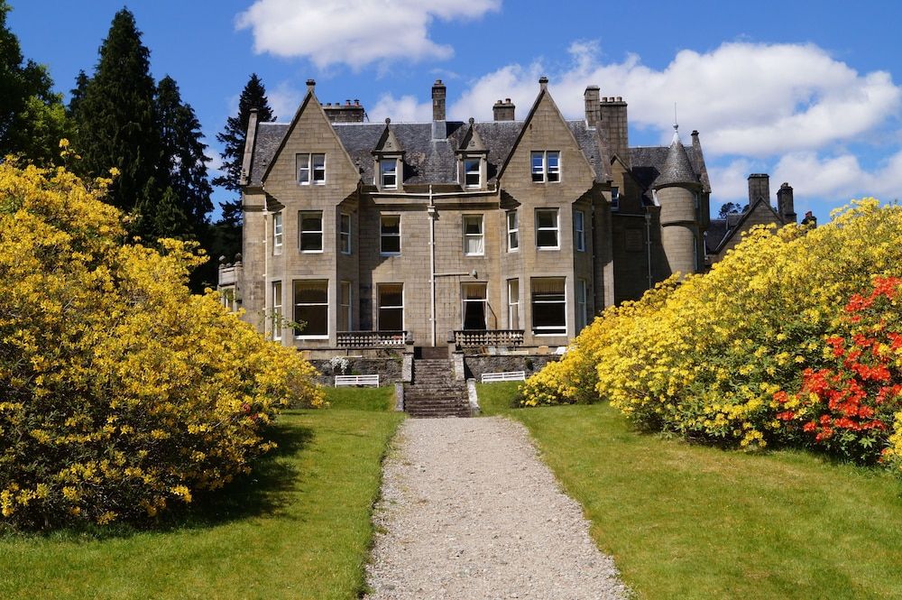 Glengarry Castle Hotel 1