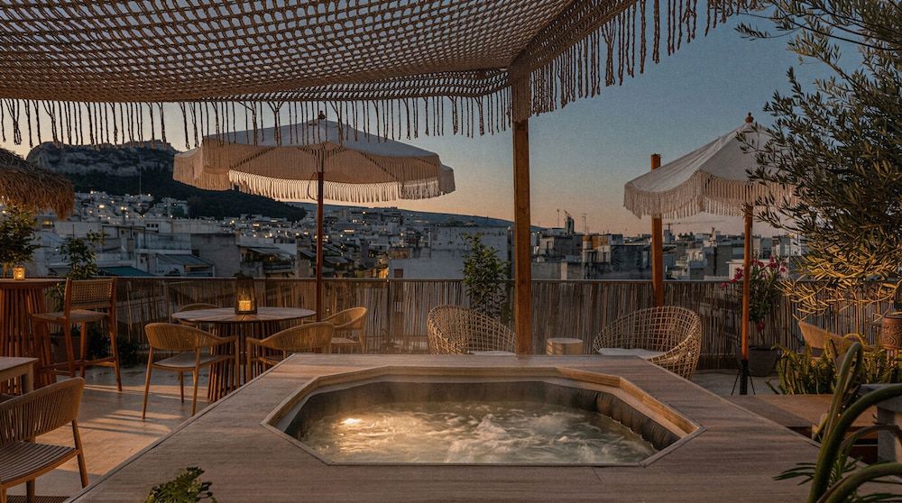 The Square Hotel by X&N 1