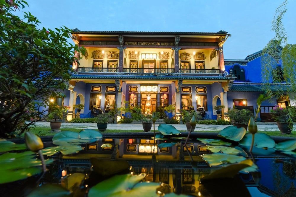 Cheong Fatt Tze - The Blue Mansion 1