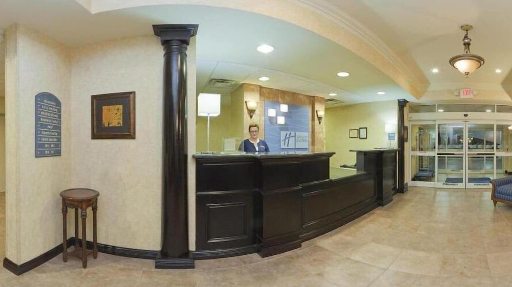 Holiday Inn Express & Suites FRANKFORT by IHG 2