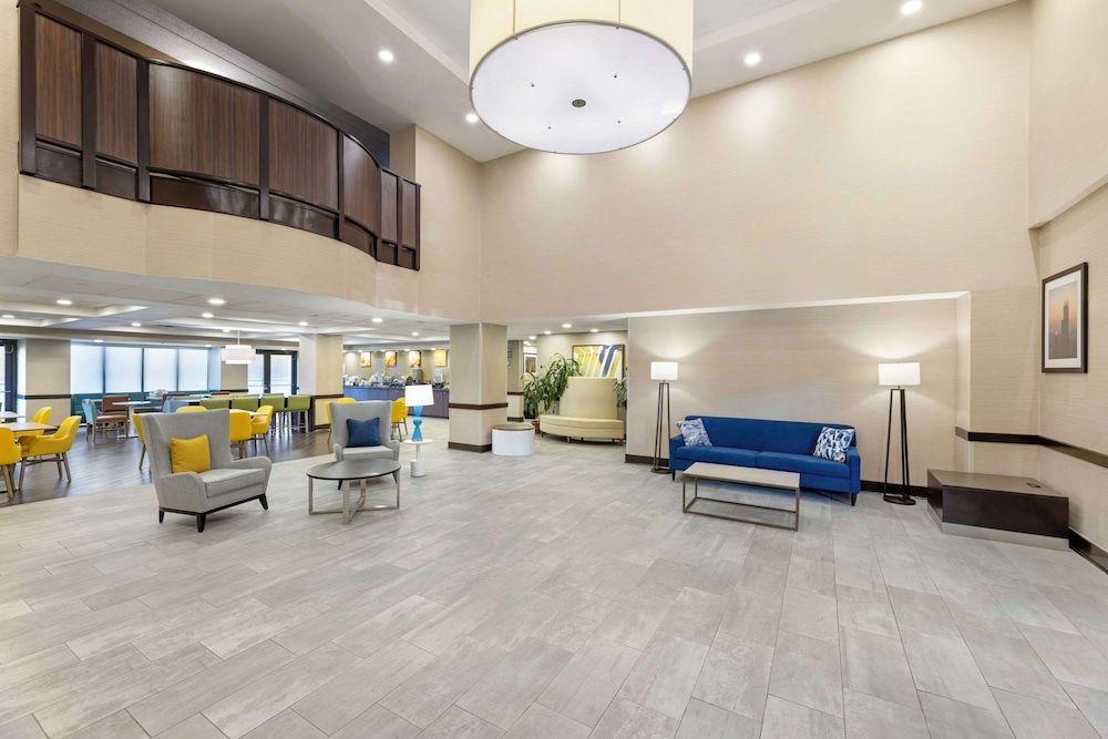 Comfort Inn & Suites Arlington Heights - Schaumburg 2