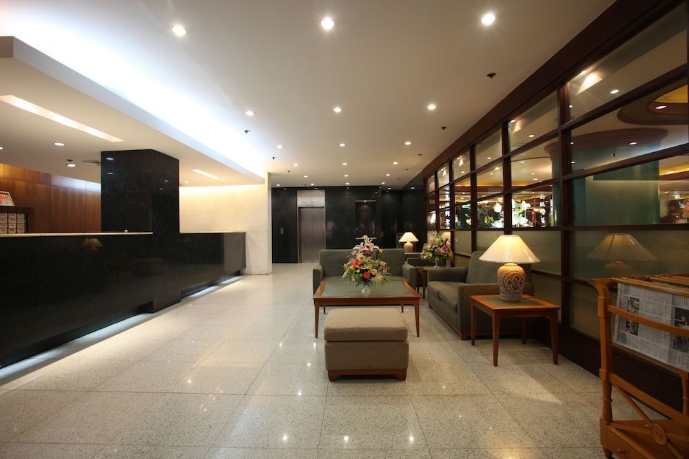 Sunny Bay Suites 2