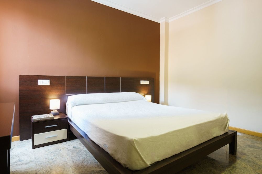 Hostal Frasca by Vivere Stays 2