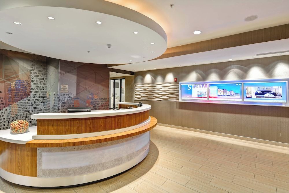 SpringHill Suites Cincinnati Airport South 2