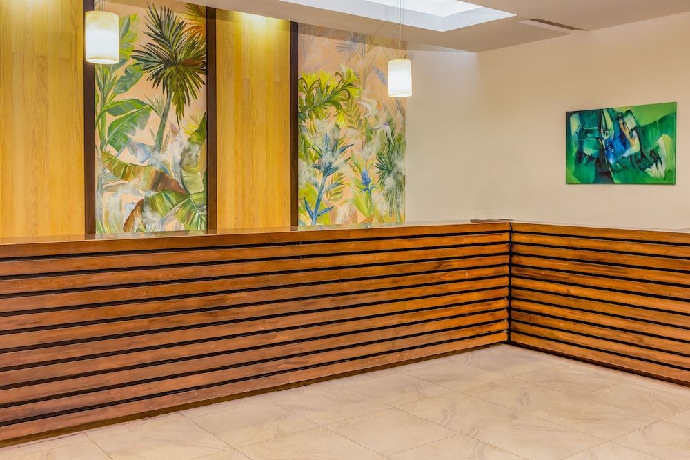 Wyndham Garden Cancun Downtown 2