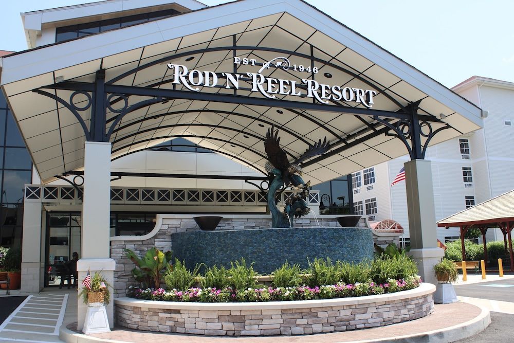 Rod 'N' Reel Resort 1