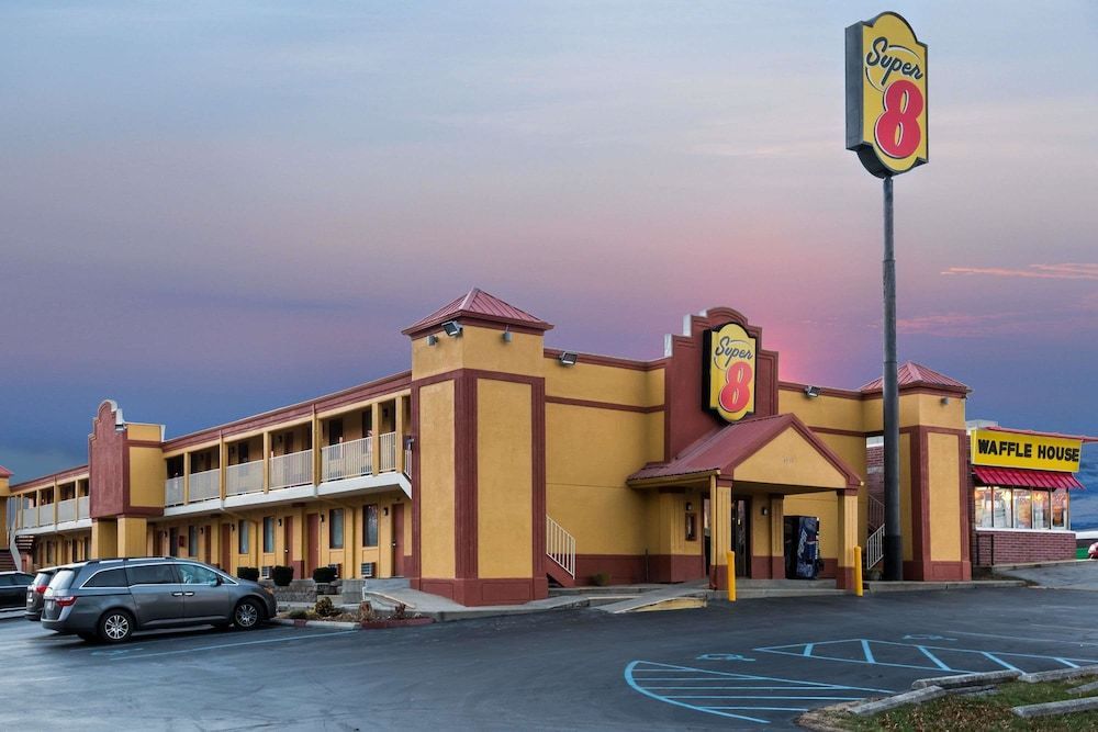 Super 8 by Wyndham Indianapolis-Southport Rd 1