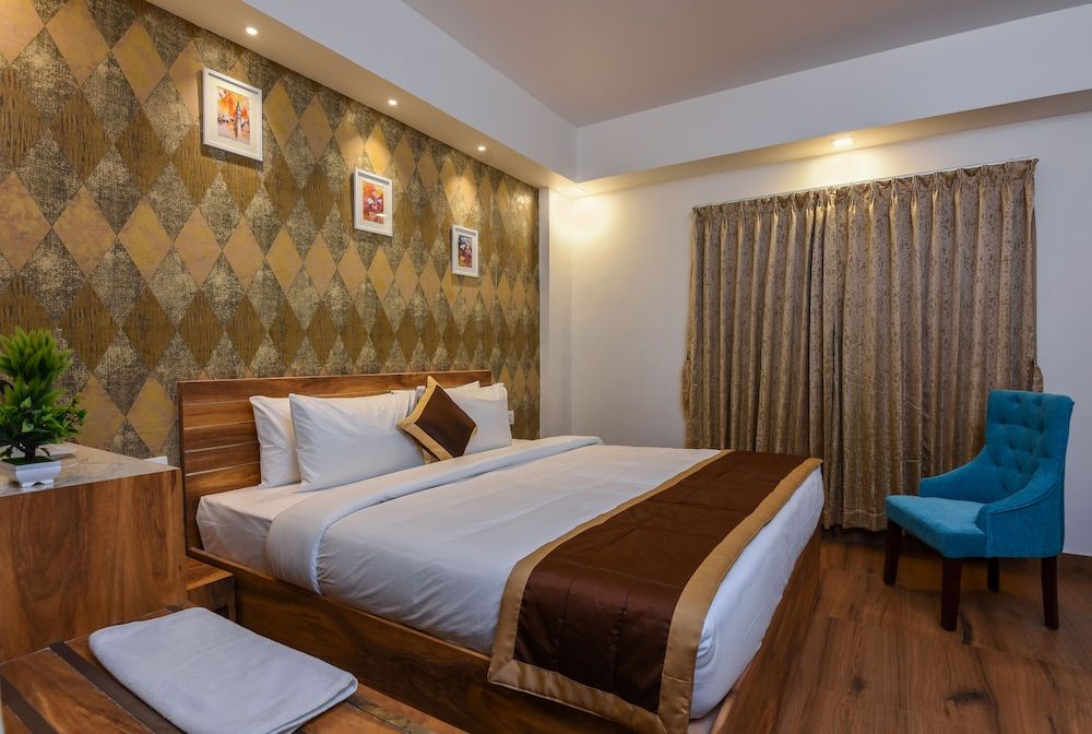 Kensington Suites 1