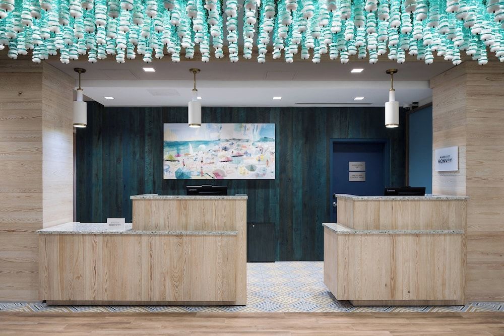 Courtyard by Marriott Hilton Head Island 2