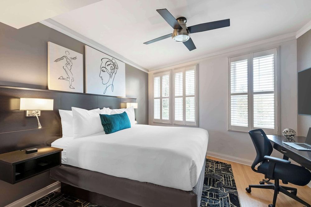 Best Western Plus Hawthorne Terrace Hotel 1